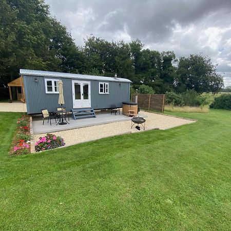 The Bibury - Westwell Downs Shepherd Huts Οξφόρδη Εξωτερικό φωτογραφία